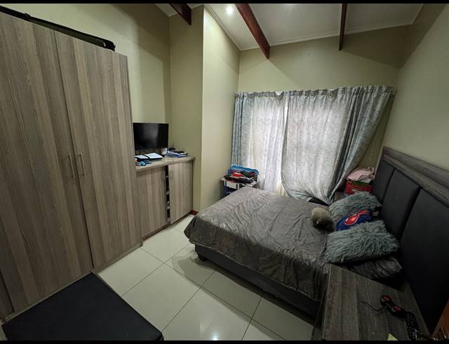 3 BEDROOM HOUSE TO LET IN BEN FLEUR